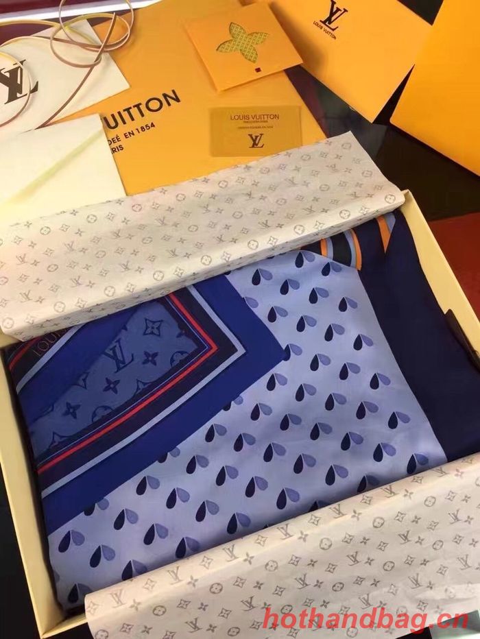 Louis Vuitton Scarf LVC00340
