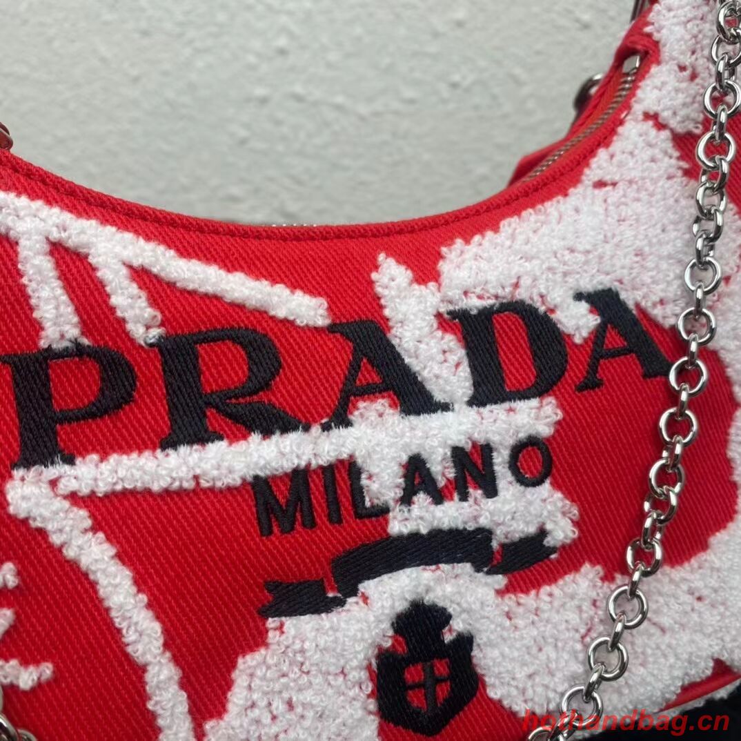Prada Re-Edition 2006 embroidered drill shoulder bag 1BH204 red Prada Re-Edition 2006 embroidered drill shoulder bag 1BH204 red