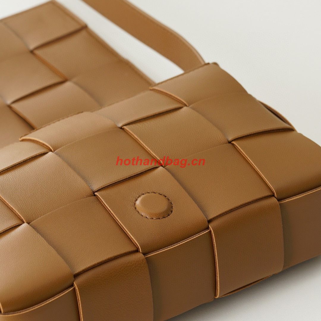 Bottega Veneta BORSA CASSETTE 578004 Caramel Bottega Veneta BORSA CASSETTE 578004 Caramel