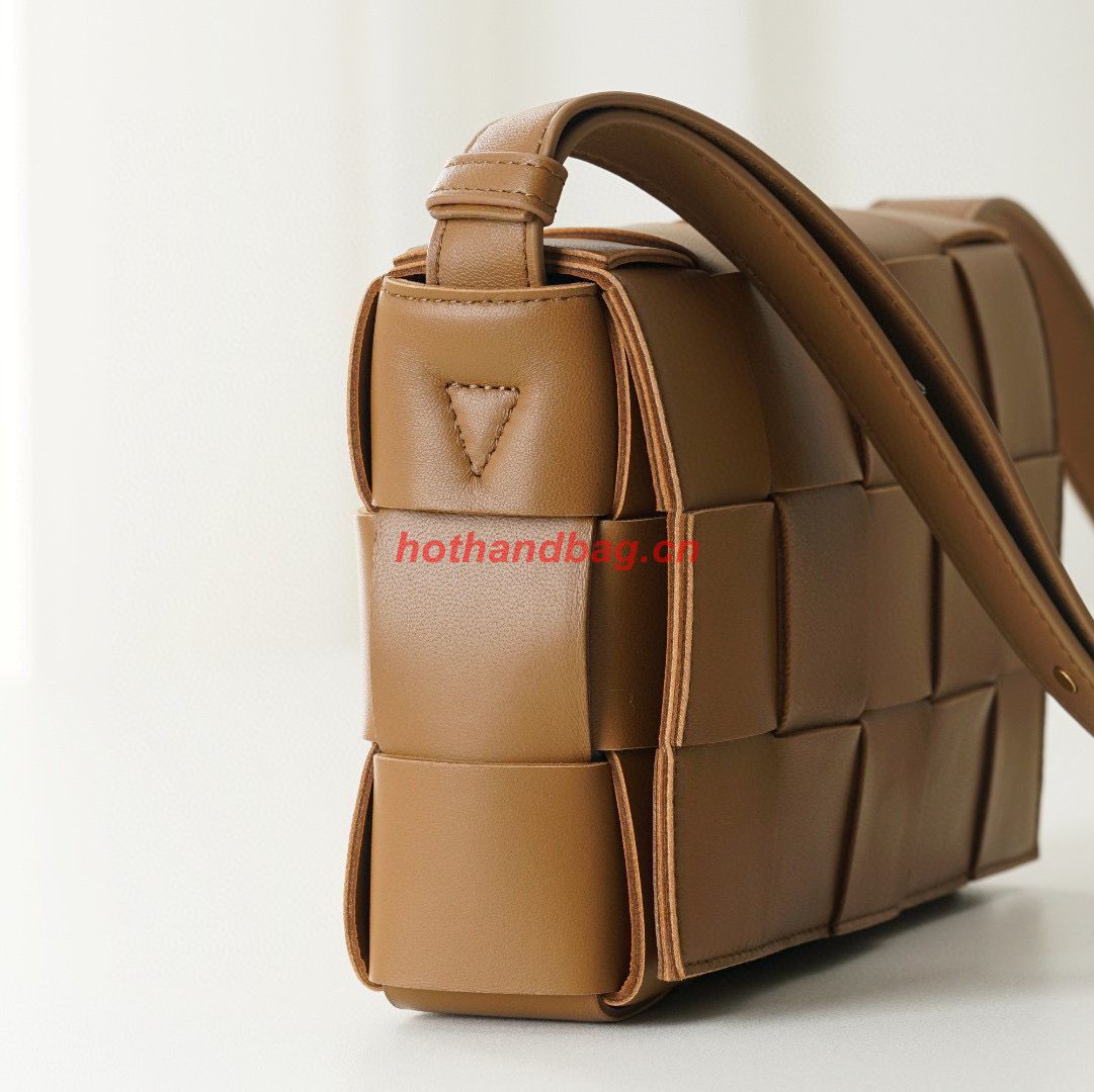 Bottega Veneta BORSA CASSETTE 578004 Caramel Bottega Veneta BORSA CASSETTE 578004 Caramel