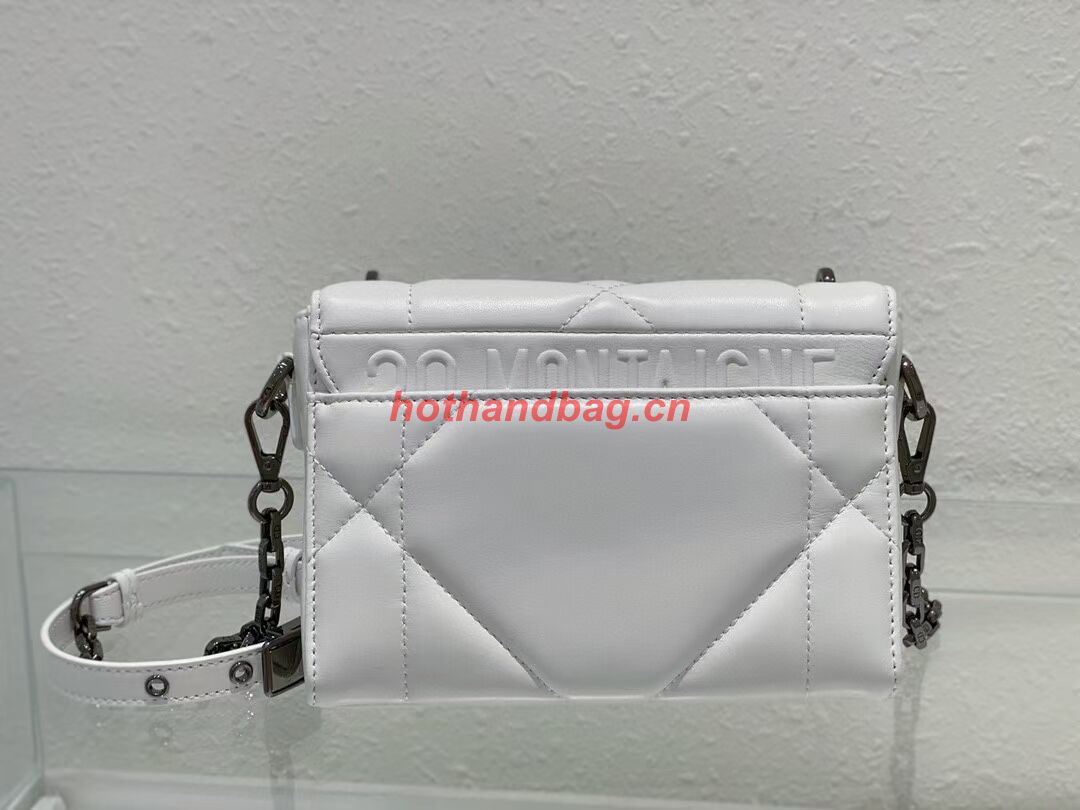 DIOR 30 MONTAIGNE BOX BAG WITH HANDLE Latte Maxicannage Lambskin M9218B WHITE DIOR 30 MONTAIGNE BOX BAG WITH HANDLE Latte Maxicannage Lambskin M9218B WHITE
