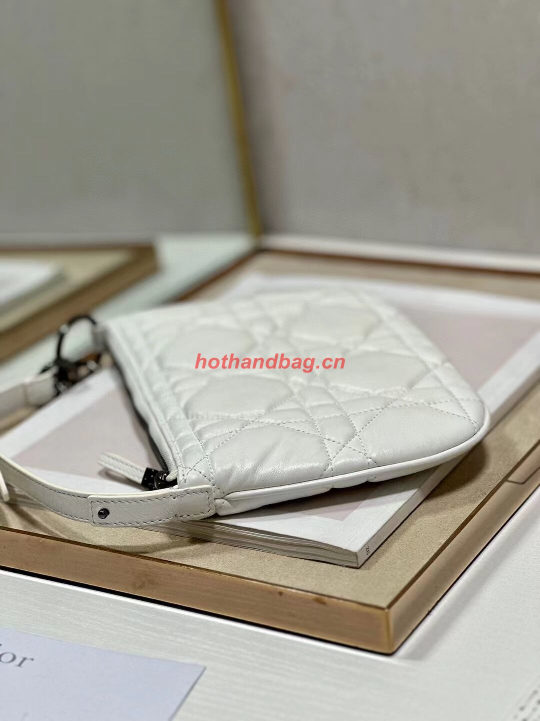 MINI DIOR CARO TULIP BAG Latte Quilted Macrocannage Calfskin S5139BN MINI DIOR CARO TULIP BAG Latte Quilted Macrocannage Calfskin S5139BN
