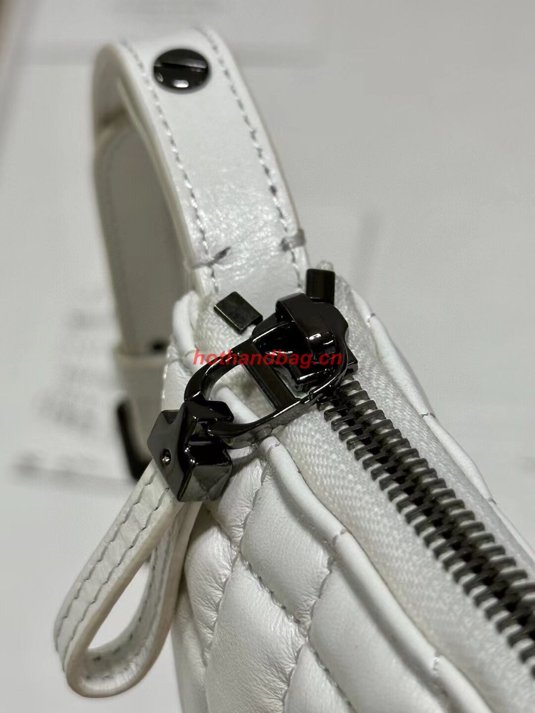 MINI DIOR CARO TULIP BAG Latte Quilted Macrocannage Calfskin S5139BN MINI DIOR CARO TULIP BAG Latte Quilted Macrocannage Calfskin S5139BN