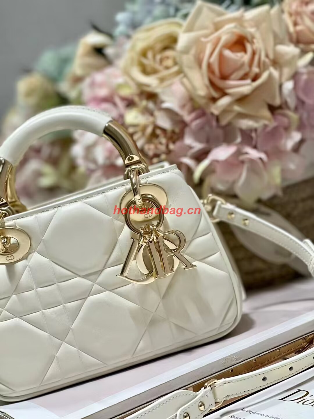 LADY DIOR TOP HANDLE SMALL BAG Cannage Lambskin C0620 Latte LADY DIOR TOP HANDLE SMALL BAG Cannage Lambskin C0620 Latte