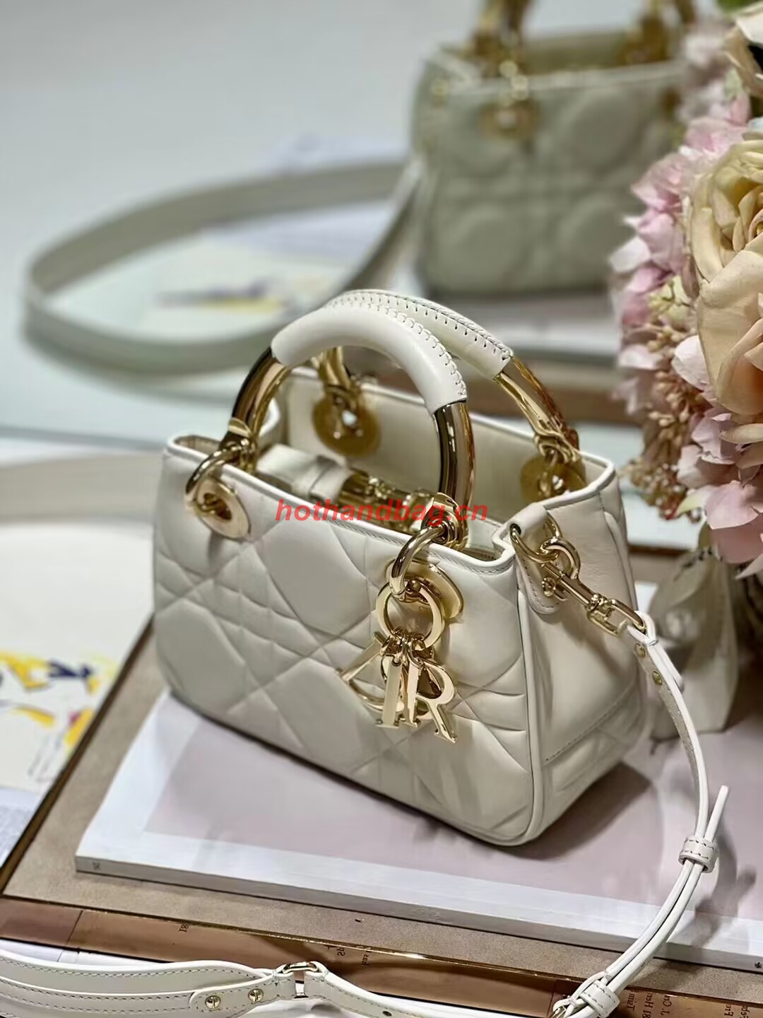 LADY DIOR TOP HANDLE SMALL BAG Cannage Lambskin C0620 Latte LADY DIOR TOP HANDLE SMALL BAG Cannage Lambskin C0620 Latte