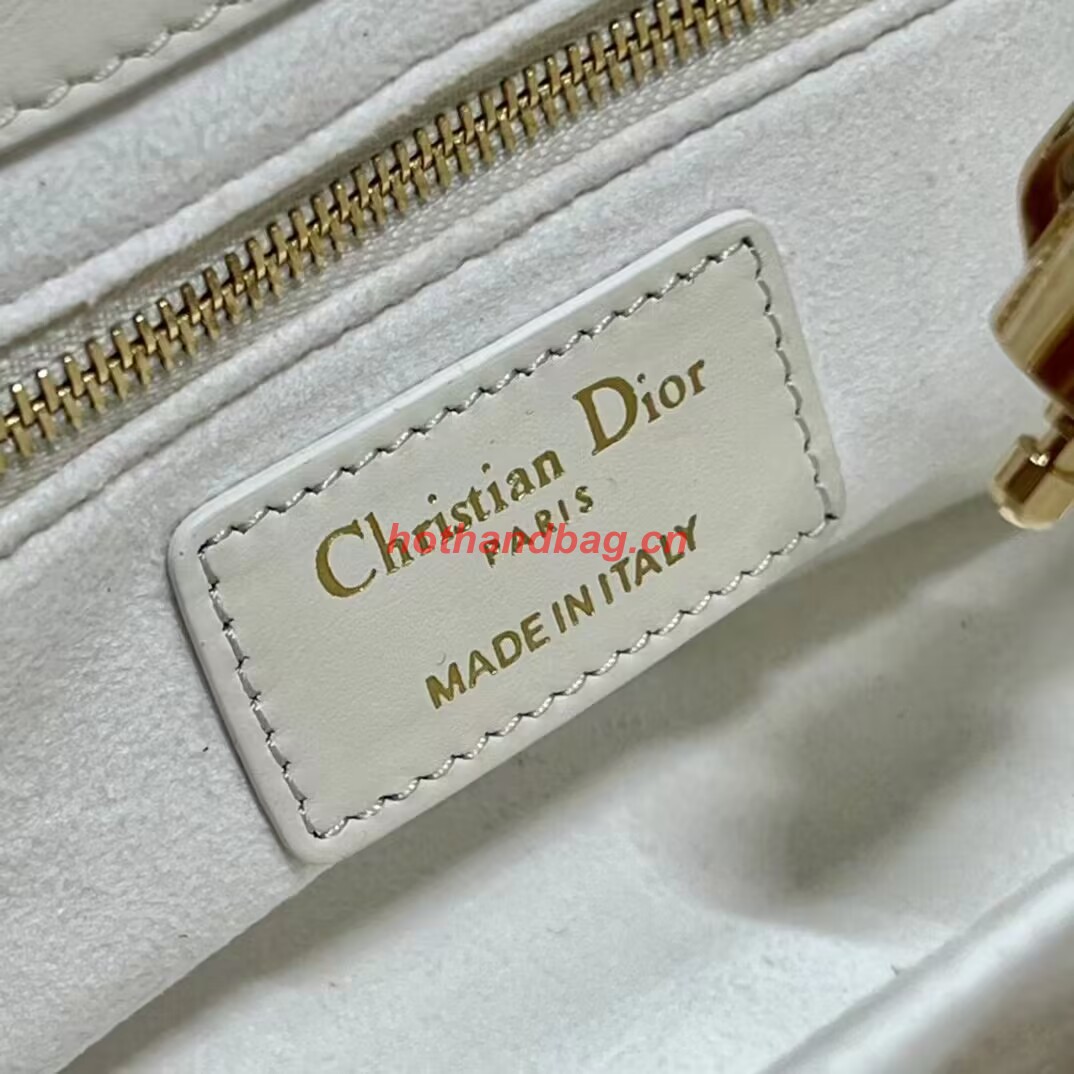 LADY DIOR TOP HANDLE SMALL BAG Cannage Lambskin C0620 Latte LADY DIOR TOP HANDLE SMALL BAG Cannage Lambskin C0620 Latte