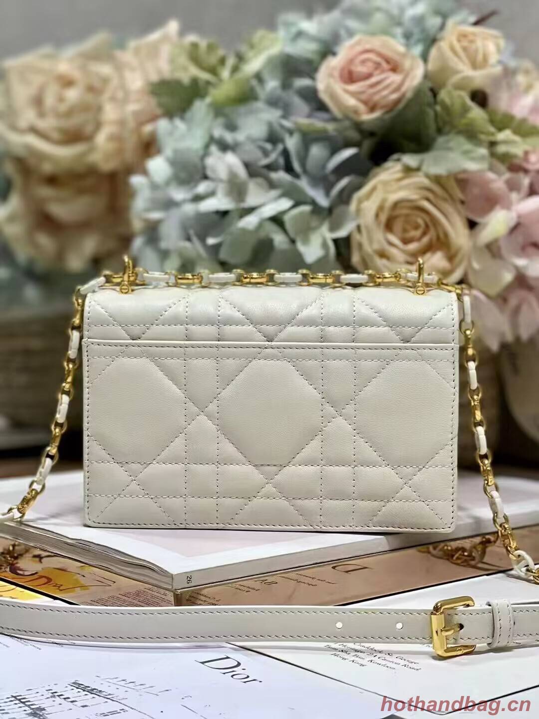 Dior MISS CARO MINI BAG Macrocannage Lambskin S5169UD Latte Dior MISS CARO MINI BAG Macrocannage Lambskin S5169UD Latte