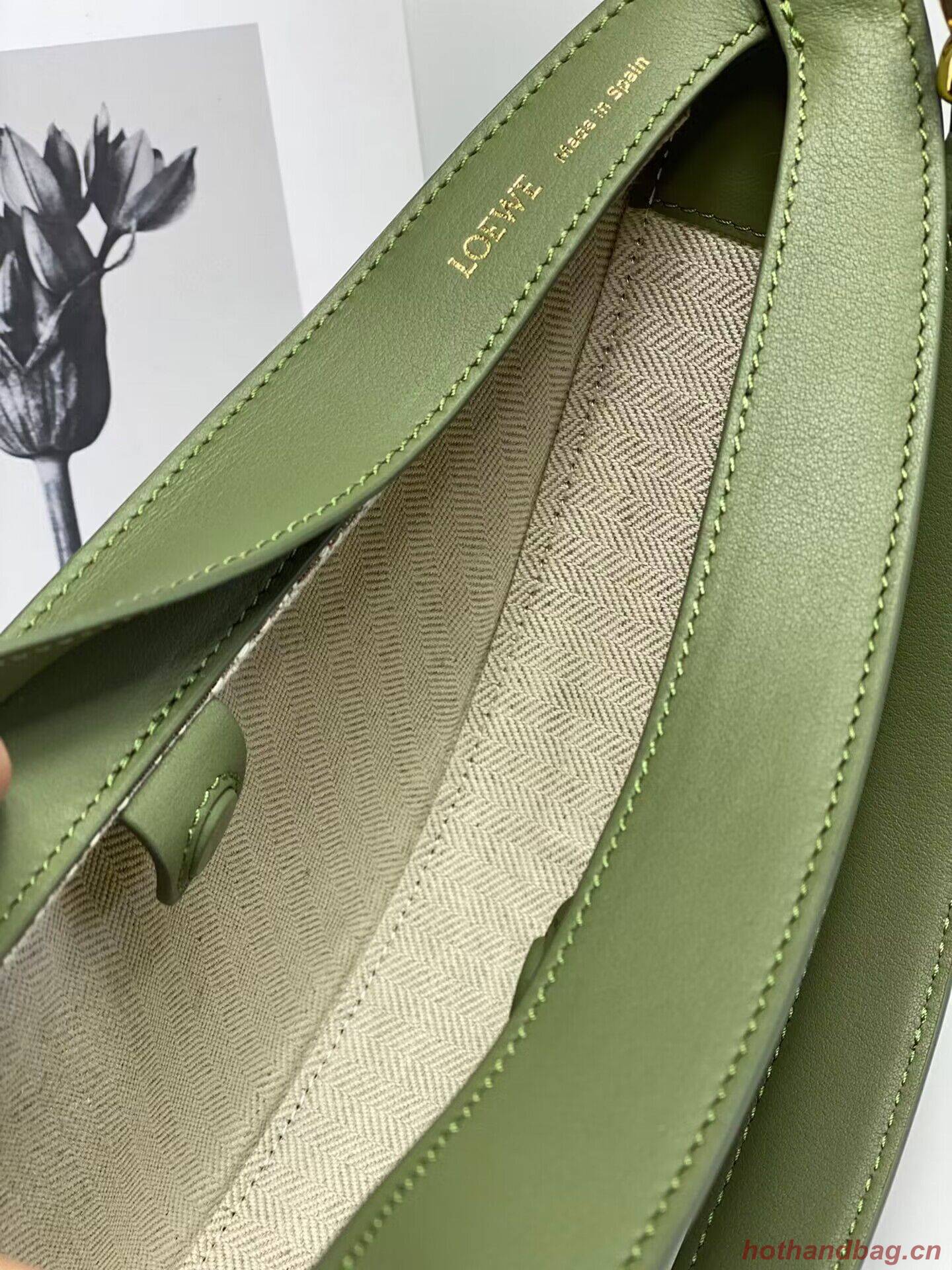 Loewe Original Leather Shoulder Handbag 3073 Green Embroidery Loewe Original Leather Shoulder Handbag 3073 Green Embroidery