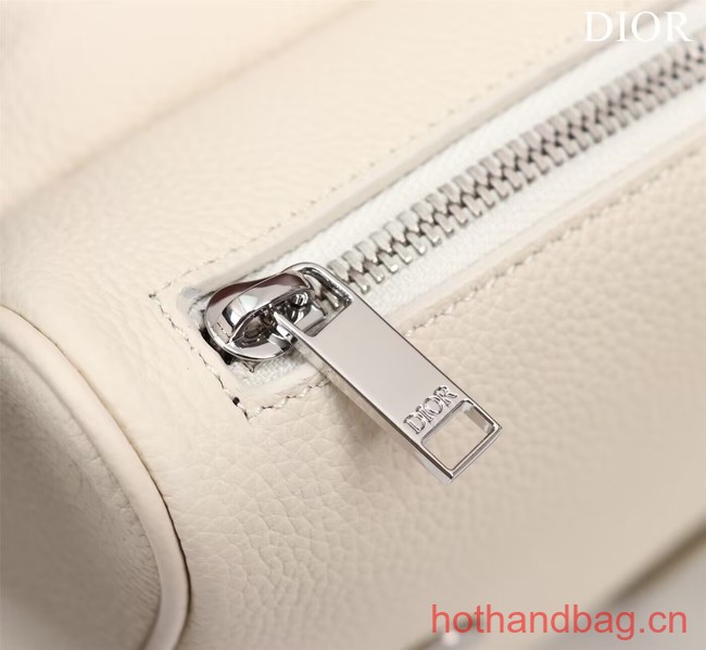 Dior Essentials SADDLE BAG Grained Calfskin 1ADPO093f WHITE Dior Essentials SADDLE BAG Grained Calfskin 1ADPO093f WHITE