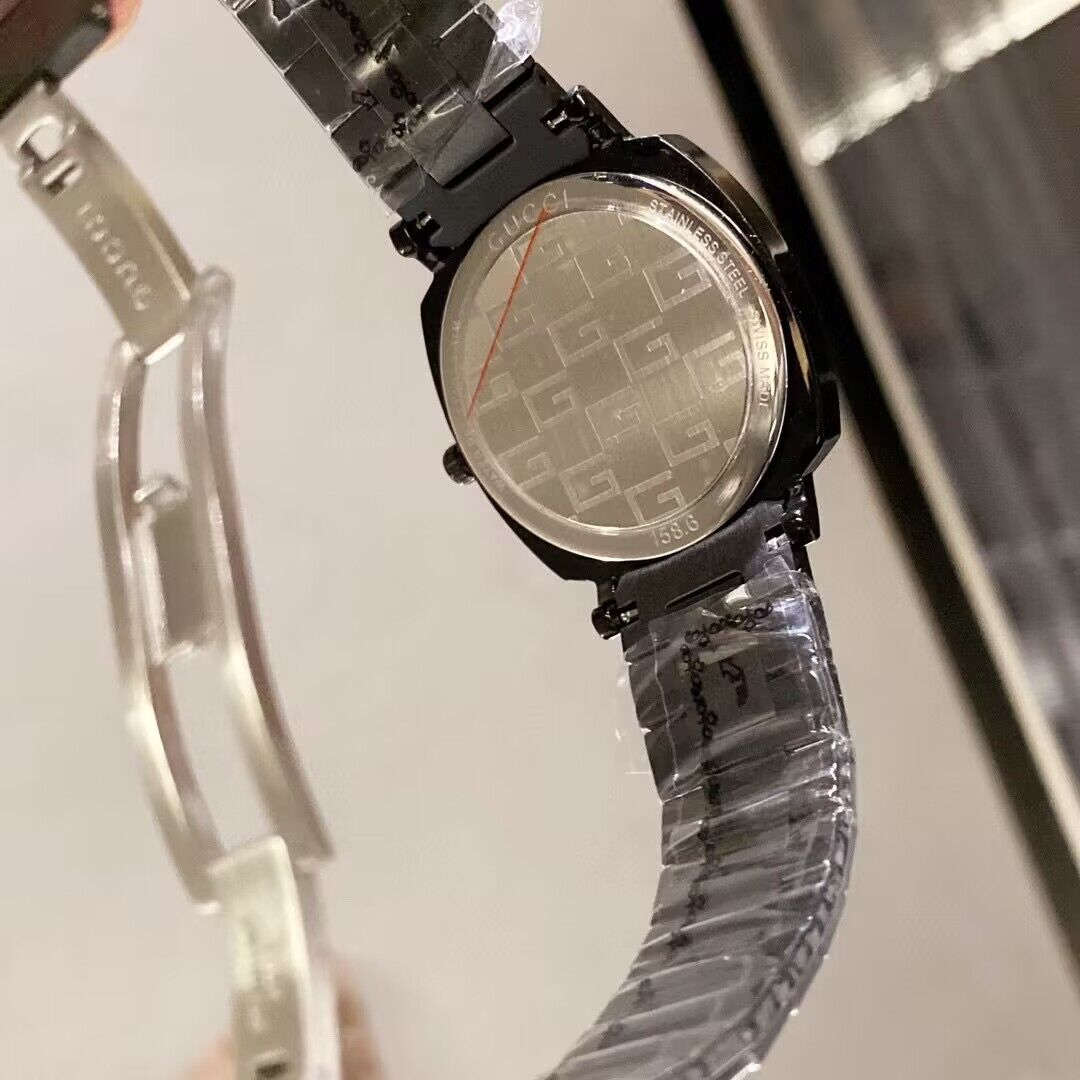 Gucci Couple Watch G42103 Gucci Couple Watch G42103