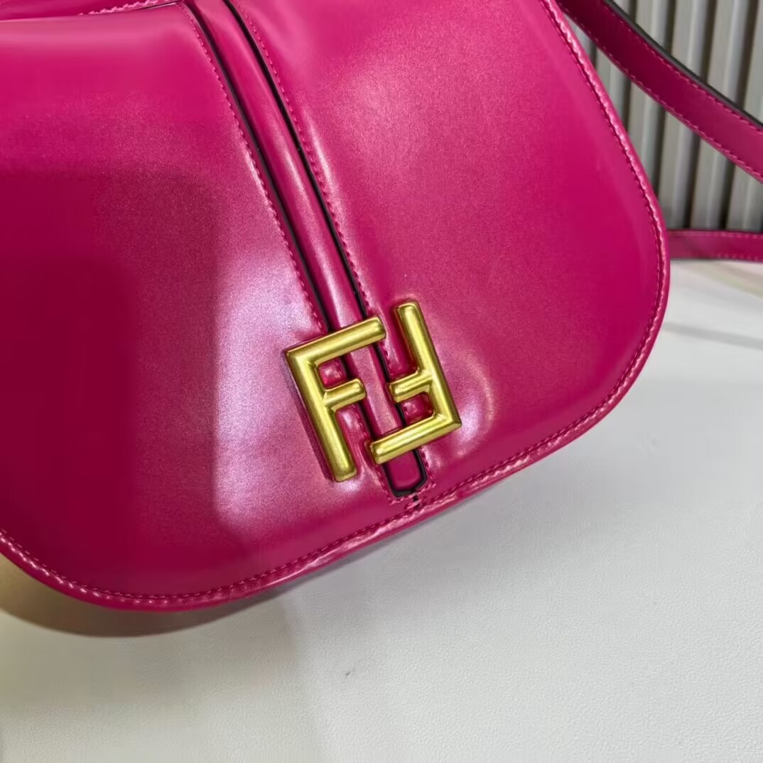 Fendi C mon Medium 8BT366 Fuchsia Fendi C mon Medium 8BT366 Fuchsia