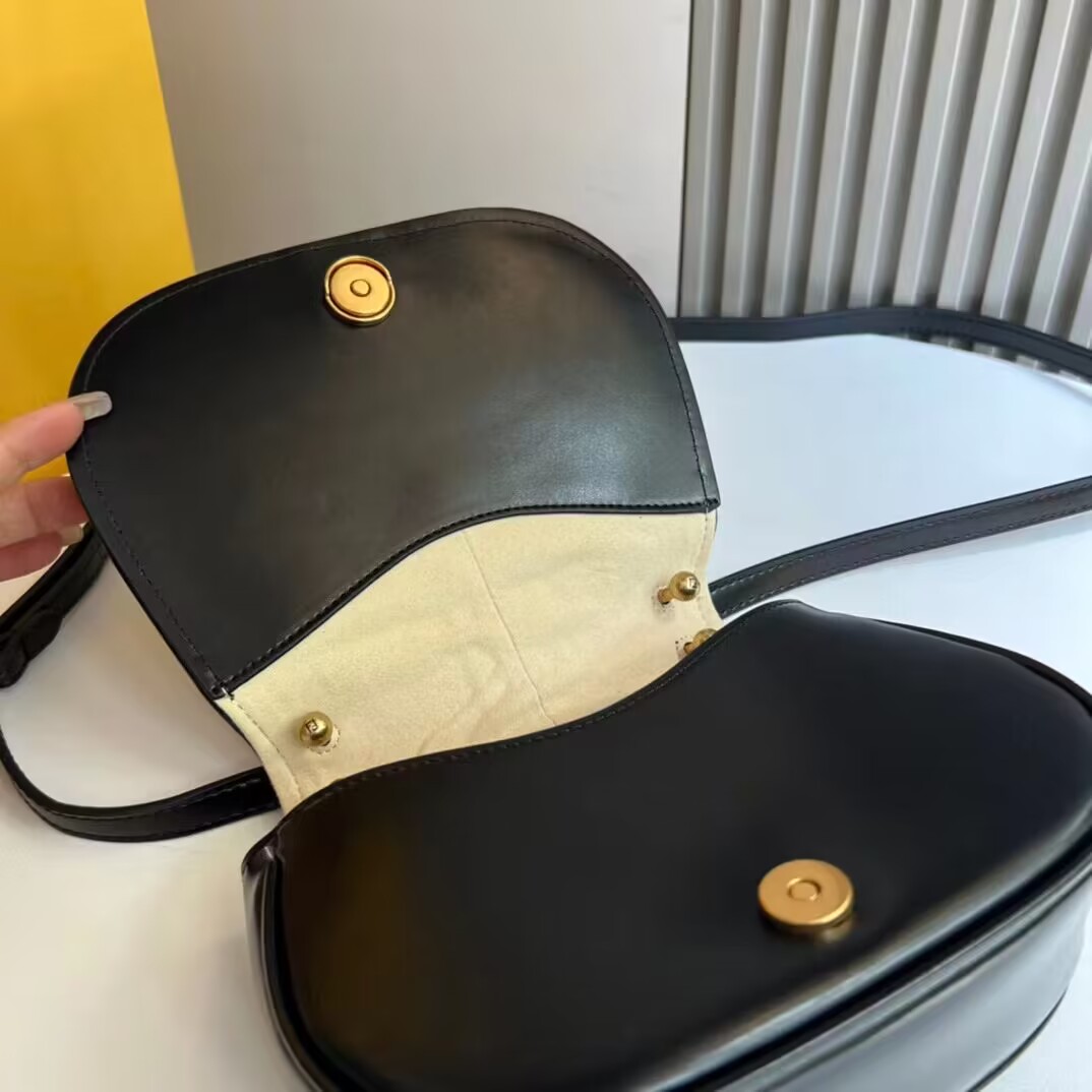 Fendi Cmon Mini leather bag 8BS082 Black Fendi Cmon Mini leather bag 8BS082 Black