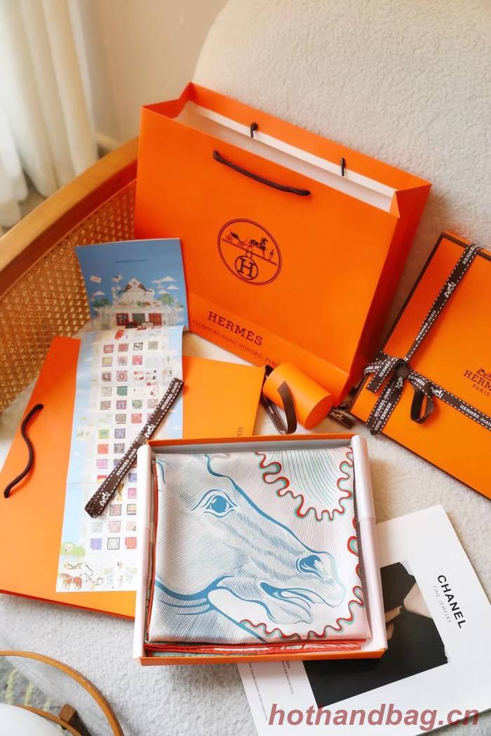 Hermes Scarf HEC00590 Hermes Scarf HEC00590