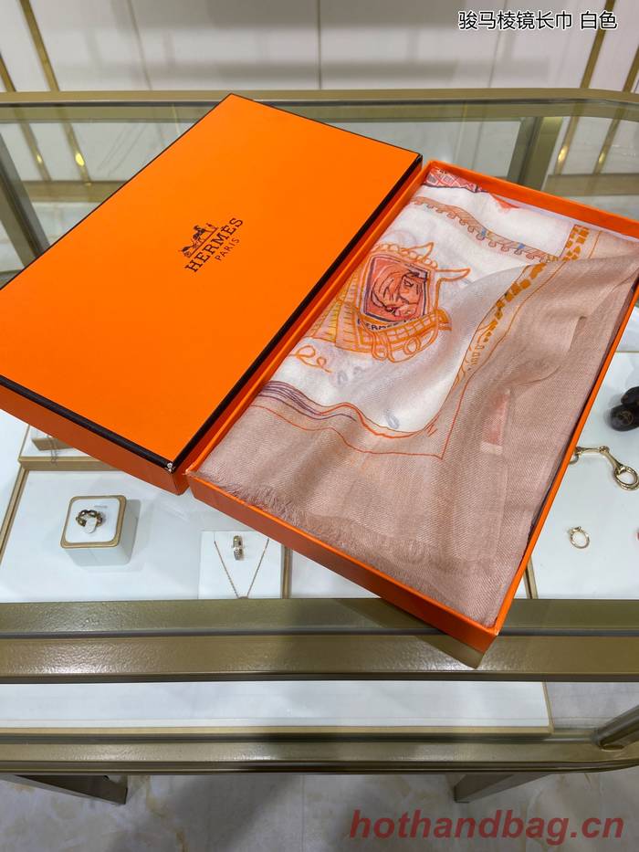 Hermes Scarf HEC00633 Hermes Scarf HEC00633