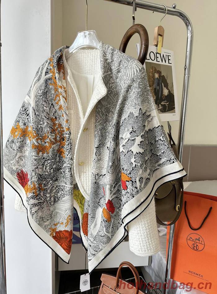 Hermes Scarf HEC00702 Hermes Scarf HEC00702