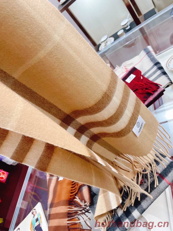 Burberry Scarf BBC00136