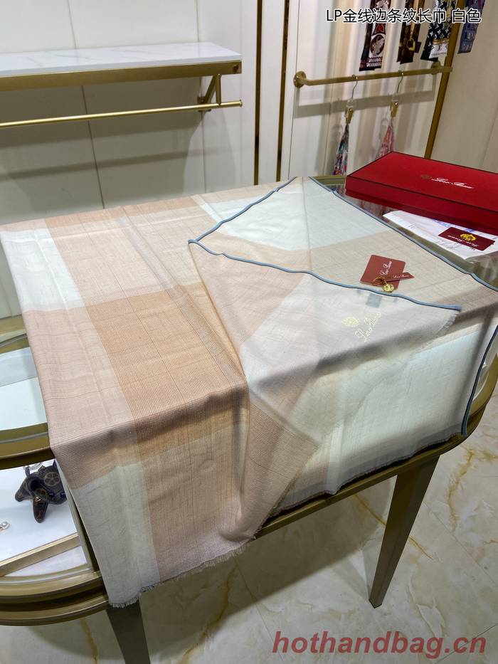 Loro Piana Scarf LPC00011 Loro Piana Scarf LPC00011