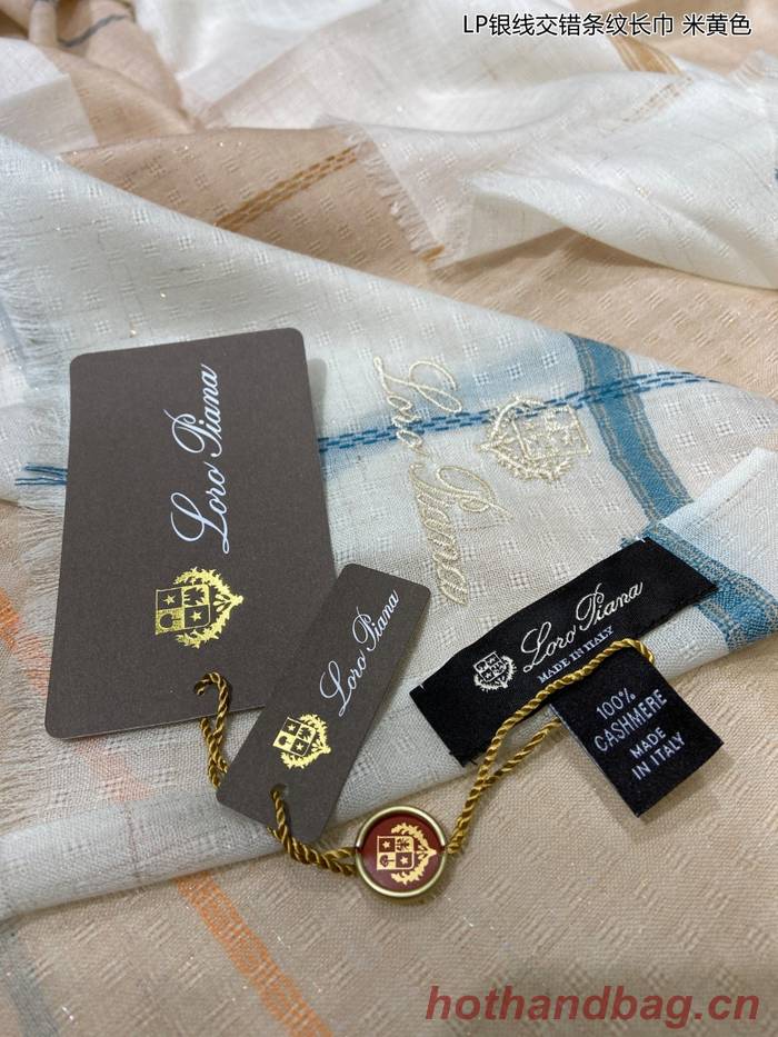 Loro Piana Scarf LPC00013 Loro Piana Scarf LPC00013