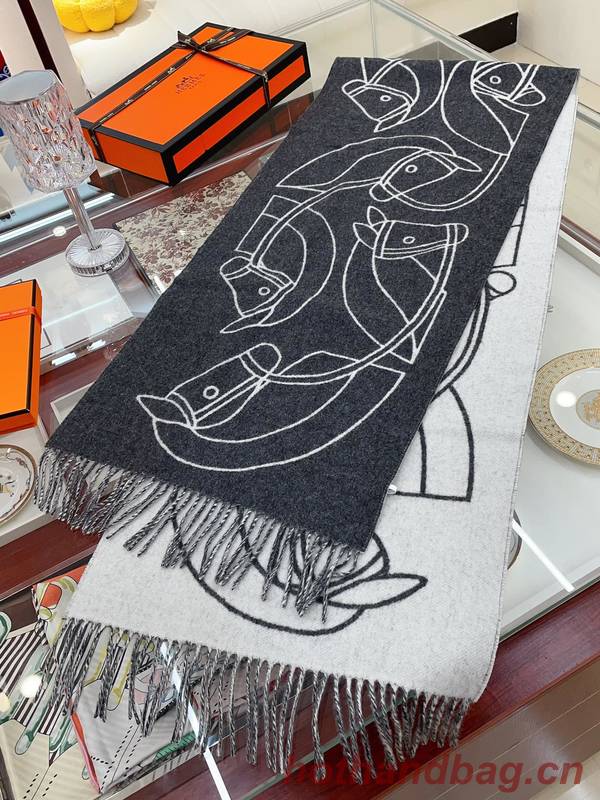 Hermes Scarf HEC00775 Hermes Scarf HEC00775