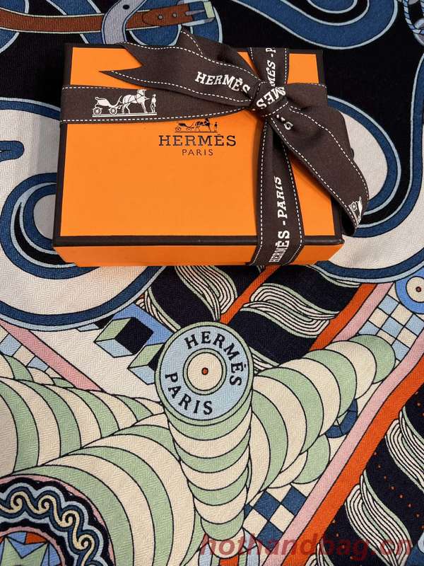 Hermes Scarf HEC00900 Hermes Scarf HEC00900
