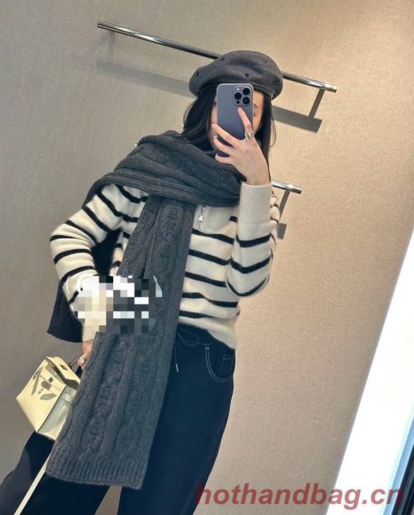 Hermes Couple Scarf HEC00933 Hermes Couple Scarf HEC00933