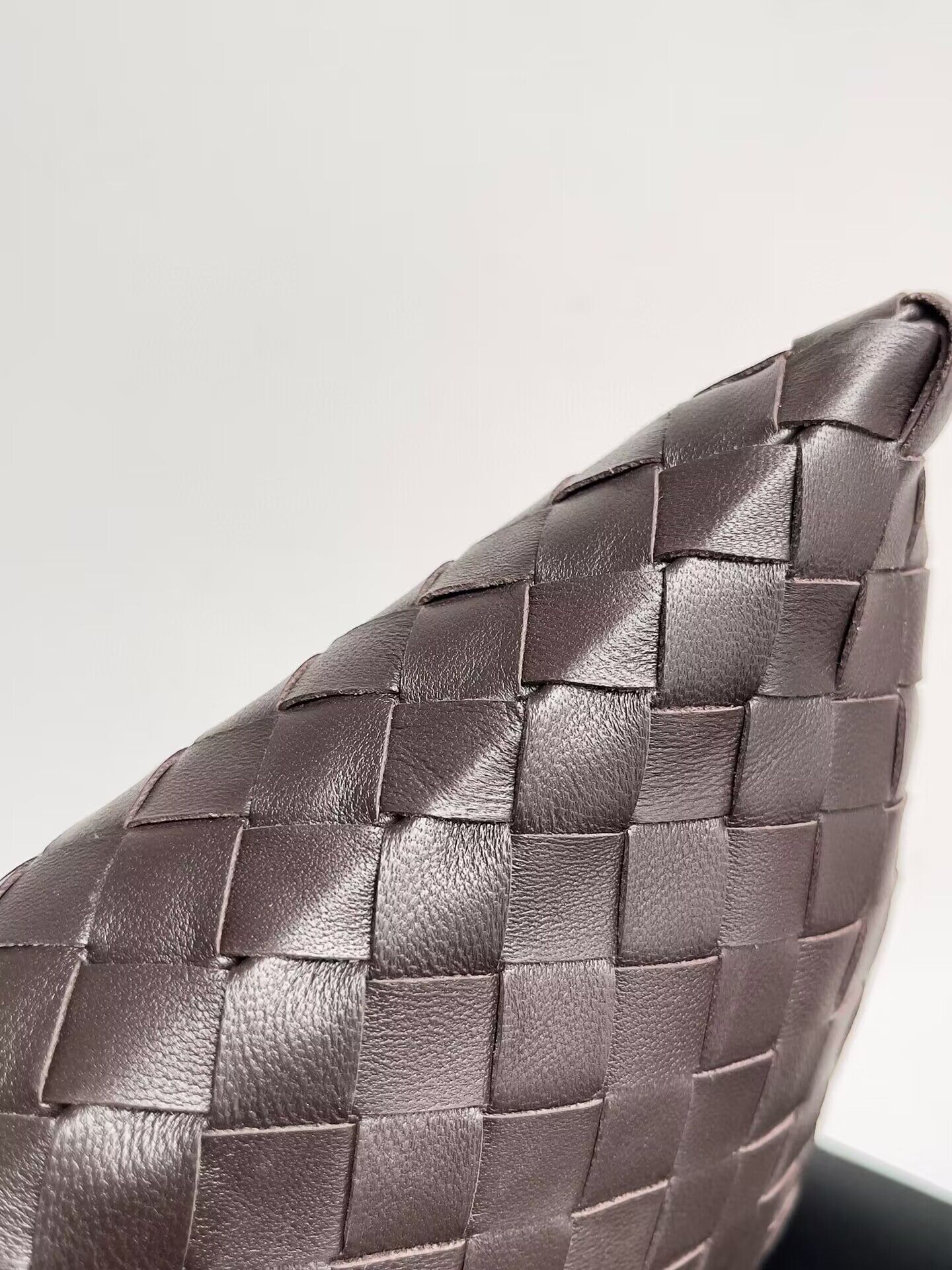 Bottega Veneta Large Hop 763970 dark brown Bottega Veneta Large Hop 763970 dark brown