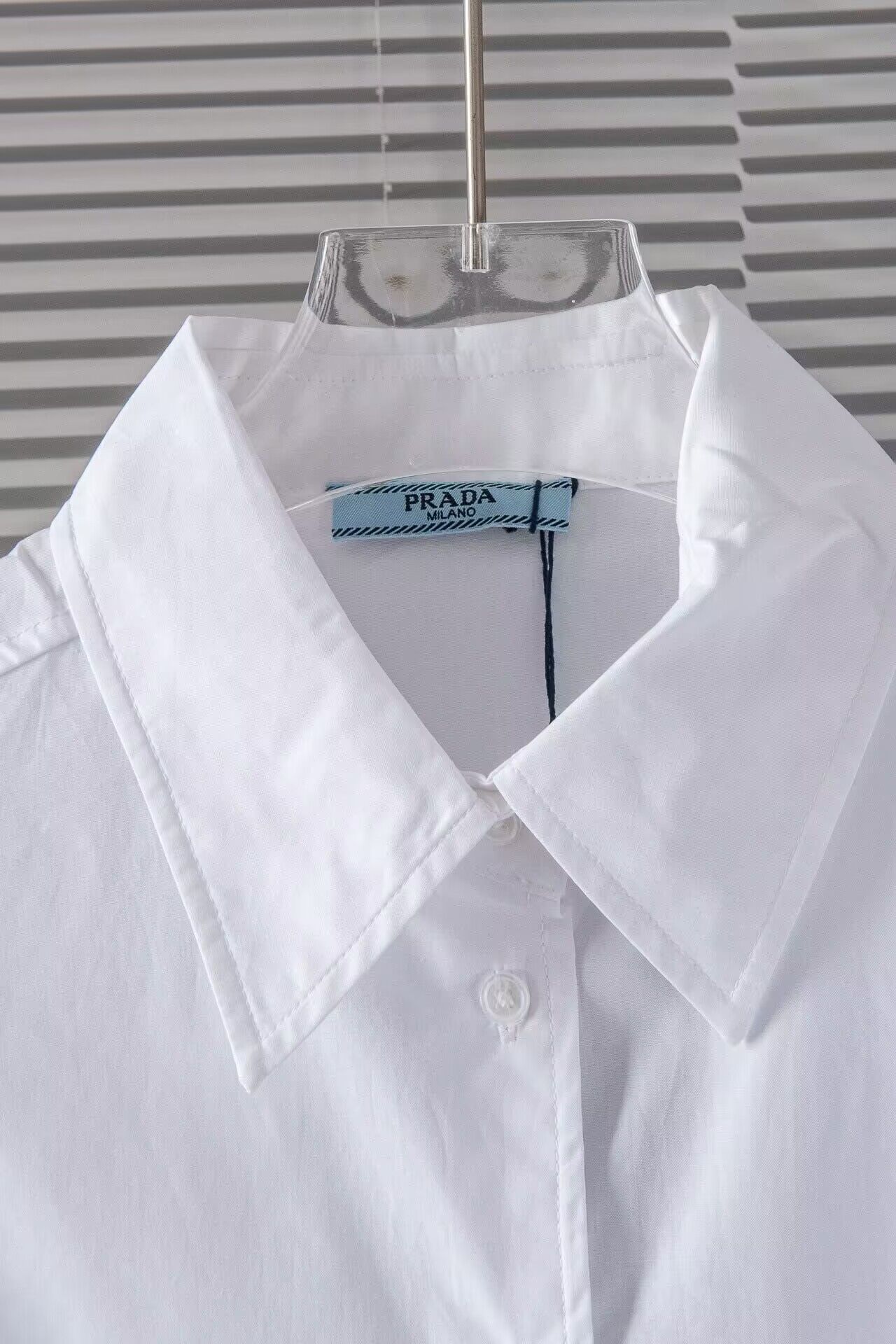 Prada T-Shirt PD39483 White Prada T-Shirt PD39483 White