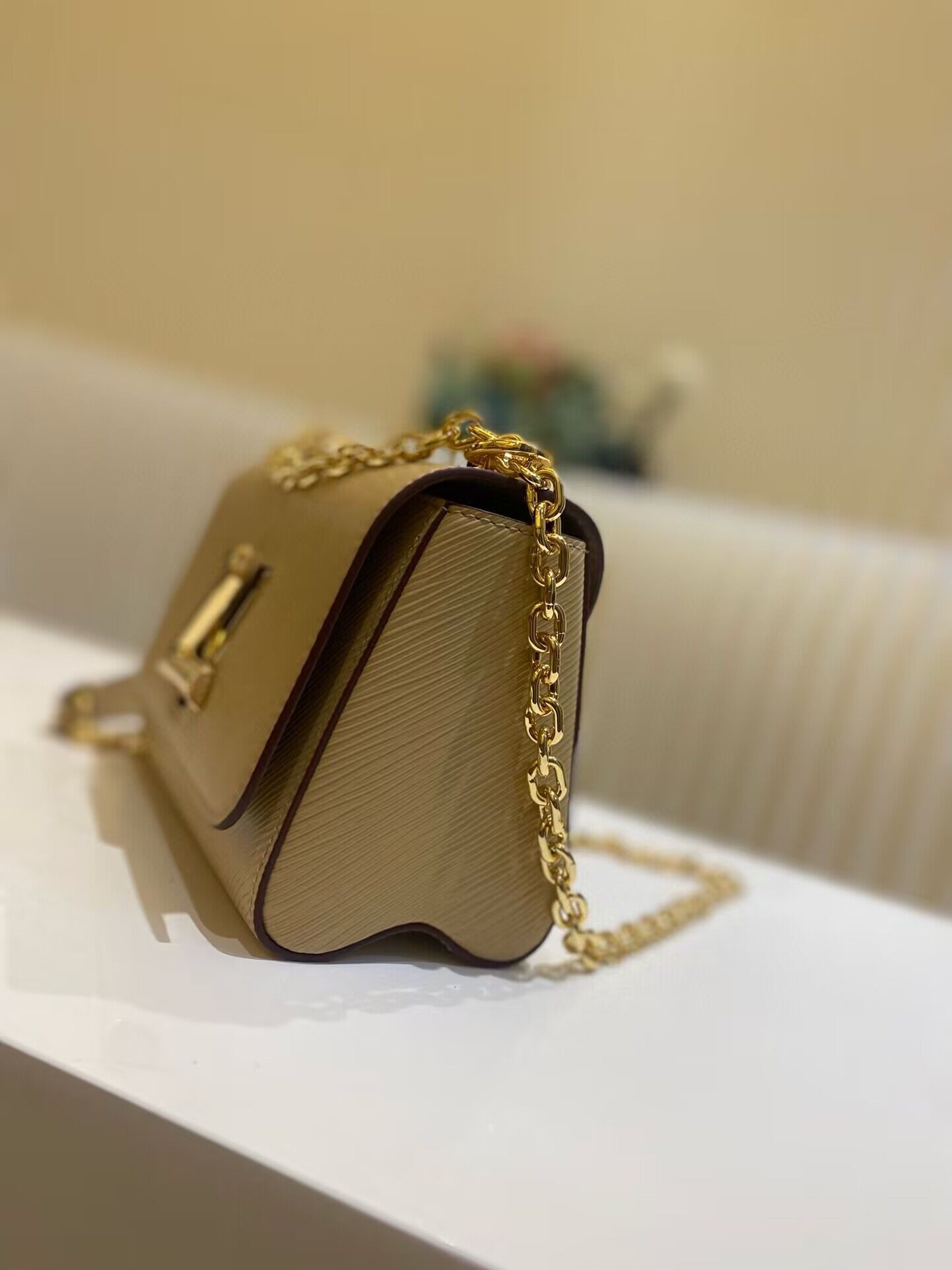 Louis Vuitton Epi Leather Twist PM M21119 Apricot Louis Vuitton Epi Leather Twist PM M21119 Apricot