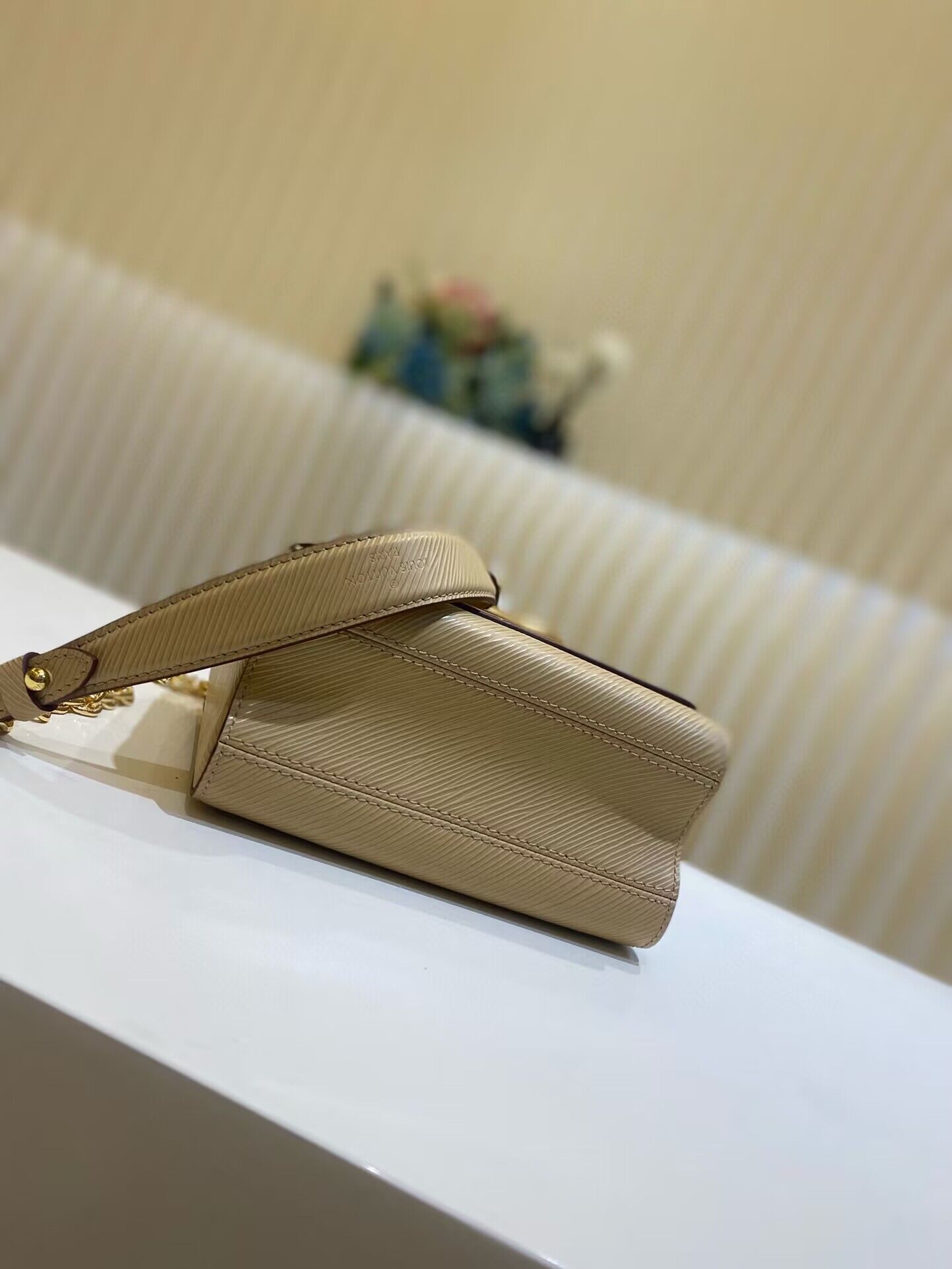 Louis Vuitton Epi Leather Twist PM M21119 Apricot Louis Vuitton Epi Leather Twist PM M21119 Apricot