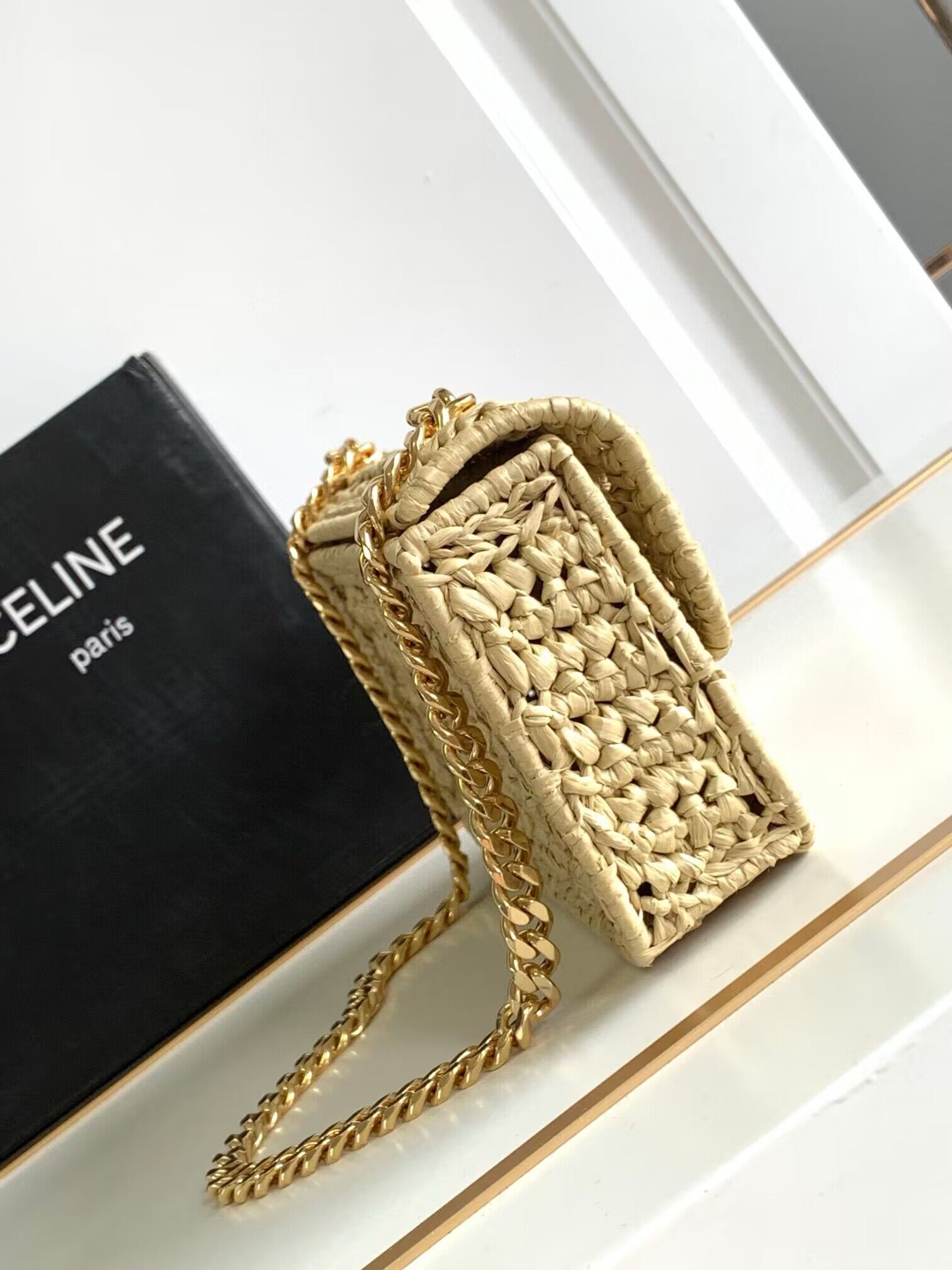 CELINE Chain Claude IN Raffia Plein Soleil Bag 197993 CELINE Chain Claude IN Raffia Plein Soleil Bag 197993