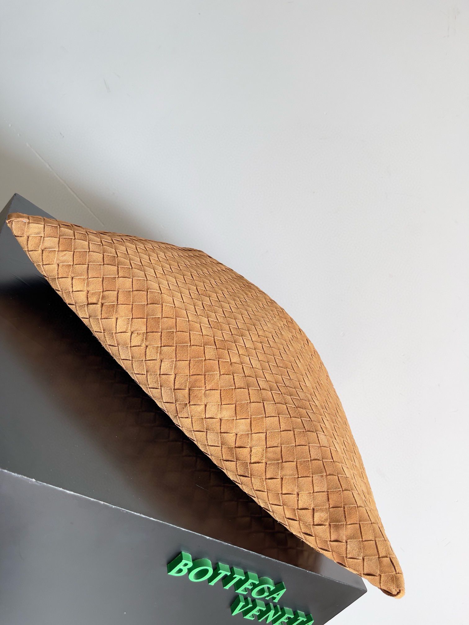 Bottega Veneta Large Hop Bag 763970 Brown Bottega Veneta Large Hop Bag 763970 Brown