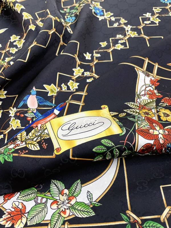 Gucci Scarf GUC00335 Gucci Scarf GUC00335