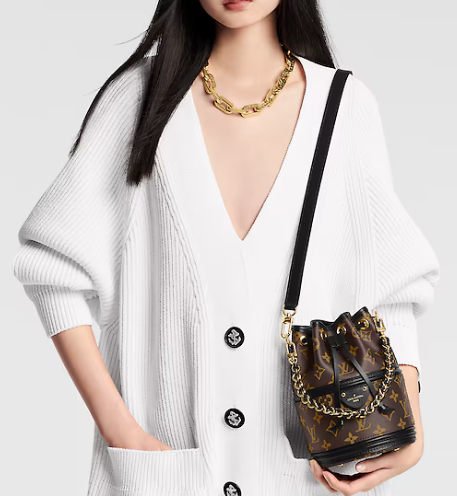 Louis Vuitton Canoe M83480 Louis Vuitton Canoe M83480