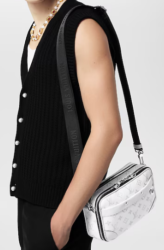 Louis Vuitton Alpha Messenger M31069 white Louis Vuitton Alpha Messenger M31069 white