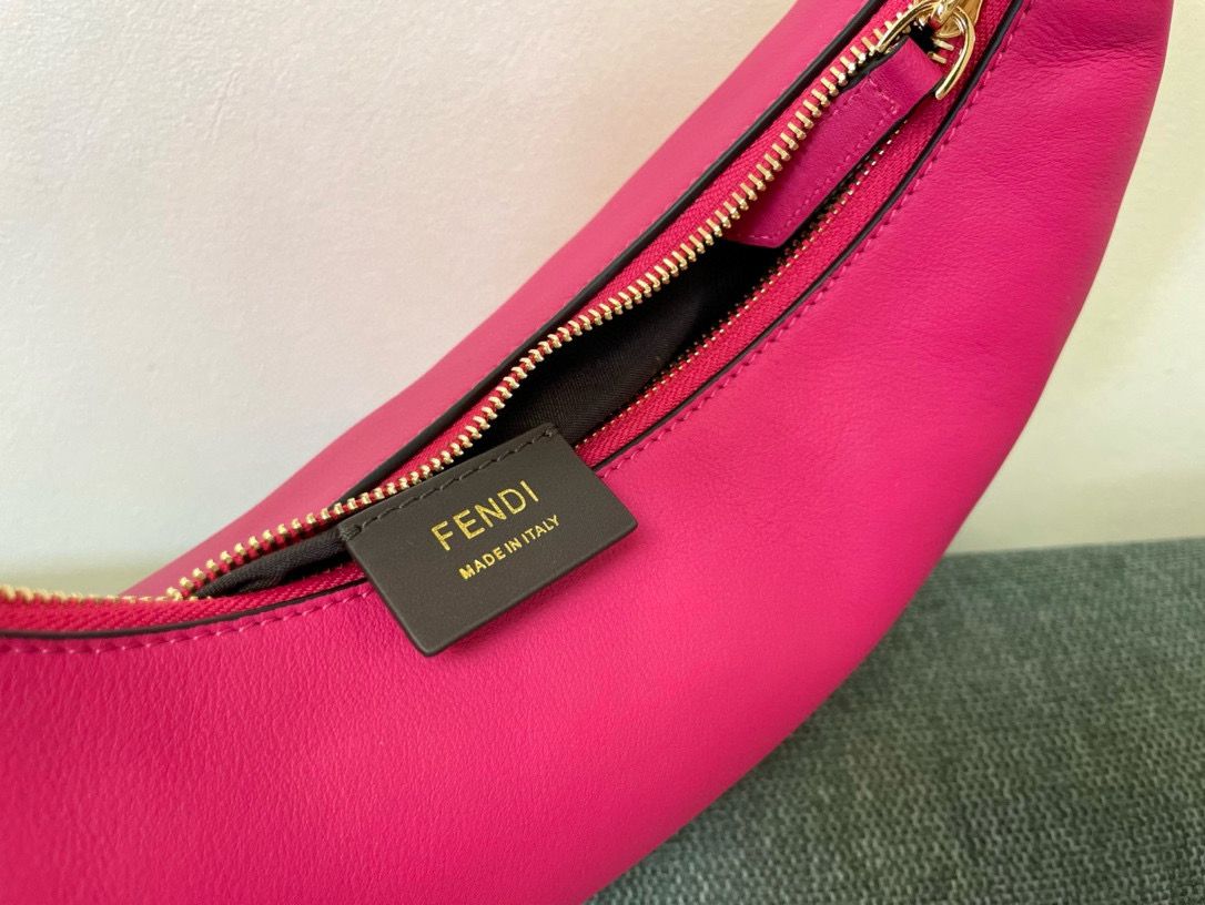 Fendi Fendigraphy Small Fuchsia leather bag 7AS089A Fendi Fendigraphy Small Fuchsia leather bag 7AS089A