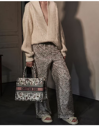 Medium Dior Book Tote White Multicolor Dior Herbarium Embroidery M1296ZEG Medium Dior Book Tote White Multicolor Dior Herbarium Embroidery M1296ZEG