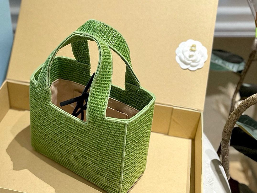 Loewe Anagram Basket Woven Straw Shopping Tote Bag 652399 Green Loewe Anagram Basket Woven Straw Shopping Tote Bag 652399 Green