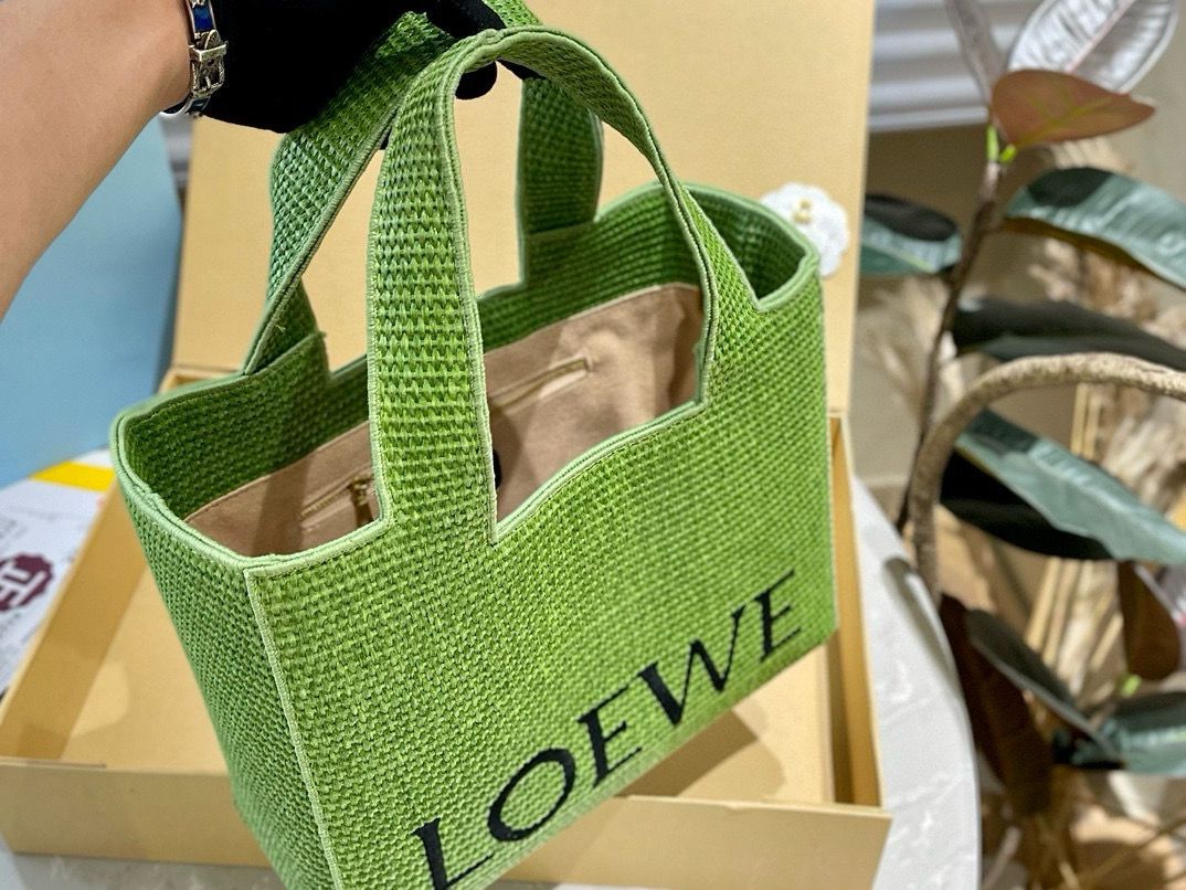 Loewe Anagram Basket Woven Straw Shopping Tote Bag 652399 Green Loewe Anagram Basket Woven Straw Shopping Tote Bag 652399 Green