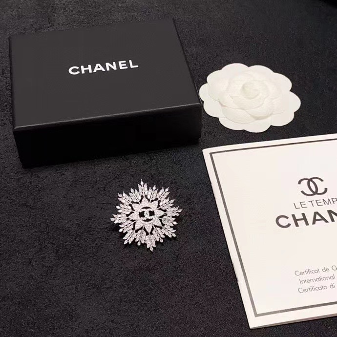 Chanel Brooch CE14401 Chanel Brooch CE14401