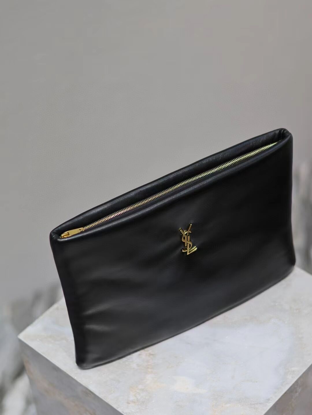 SAINT LAURENT CALYPSO LARGE POUCH IN LAMBSKIN 778943 black SAINT LAURENT CALYPSO LARGE POUCH IN LAMBSKIN 778943 black
