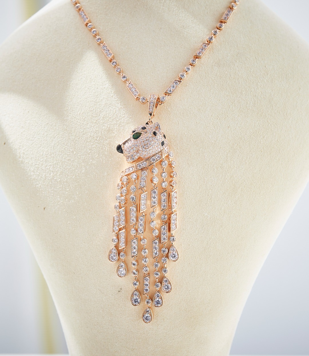 Cartier NECKLACE&Earrings CE14427 Cartier NECKLACE&Earrings CE14427