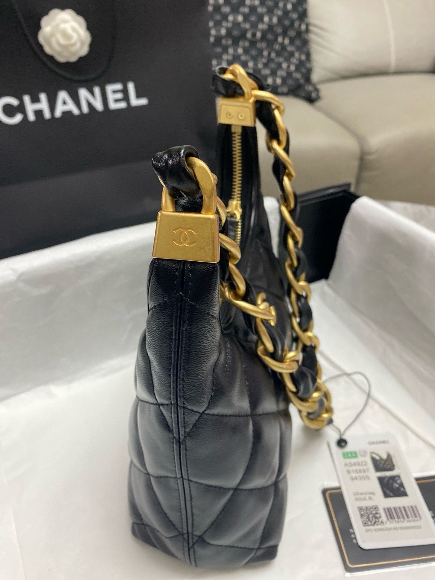 Chanel 24A Original Leather Hobo Bag AS4922 AS4923 Black Chanel 24A Original Leather Hobo Bag AS4922 AS4923 Black