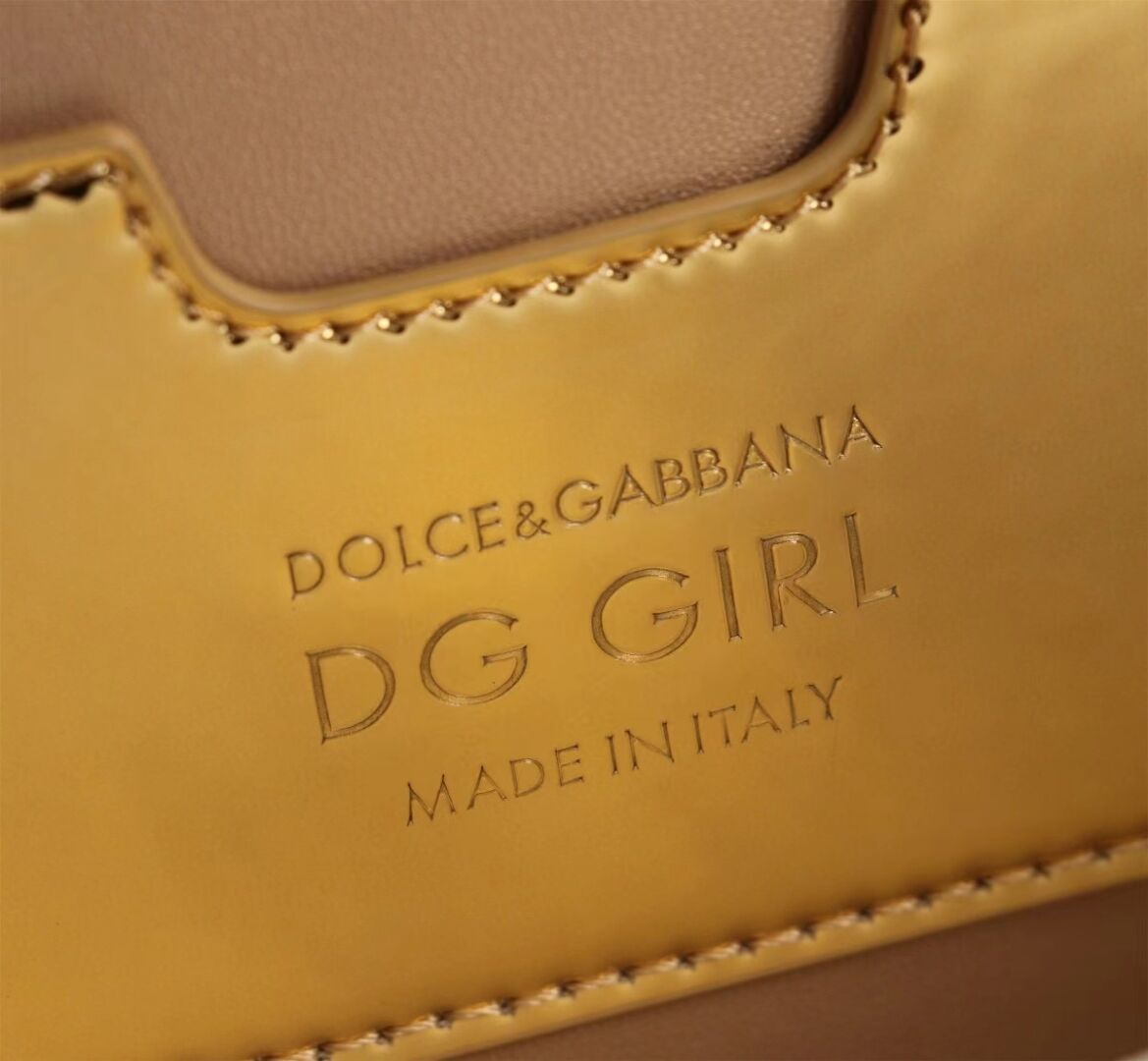 Dolce & Gabbana Patent leather Shoulder Bag G6504 gold Dolce & Gabbana Patent leather Shoulder Bag G6504 gold