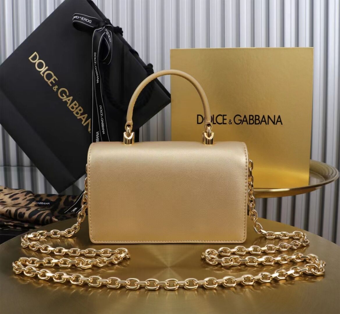 Dolce & Gabbana leather Shoulder Bag G6504 gold Dolce & Gabbana leather Shoulder Bag G6504 gold
