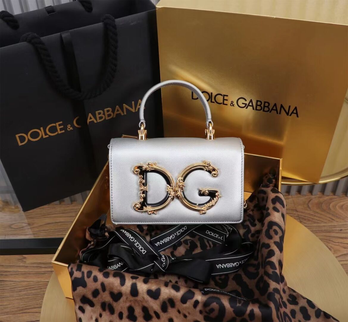 Dolce & Gabbana leather Shoulder Bag G6504 silver Dolce & Gabbana leather Shoulder Bag G6504 silver