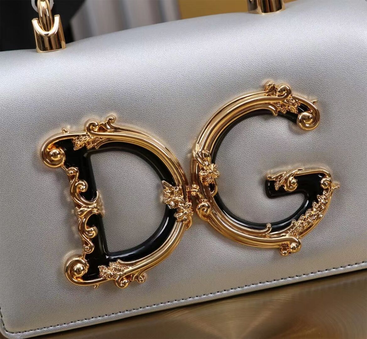 Dolce & Gabbana leather Shoulder Bag G6504 silver Dolce & Gabbana leather Shoulder Bag G6504 silver