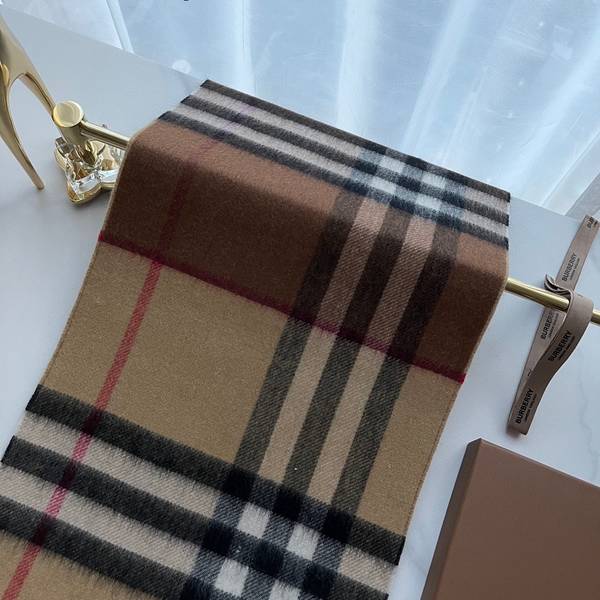 Burberry Scarf BBC00170 Burberry Scarf BBC00170