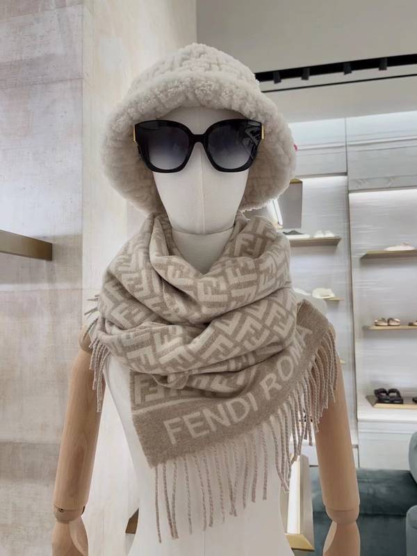 Fendi Scarf FDC00117 Fendi Scarf FDC00117