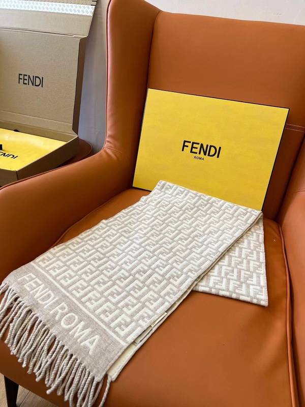 Fendi Scarf FDC00117 Fendi Scarf FDC00117