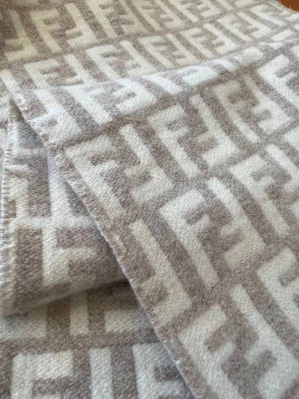 Fendi Scarf FDC00117 Fendi Scarf FDC00117